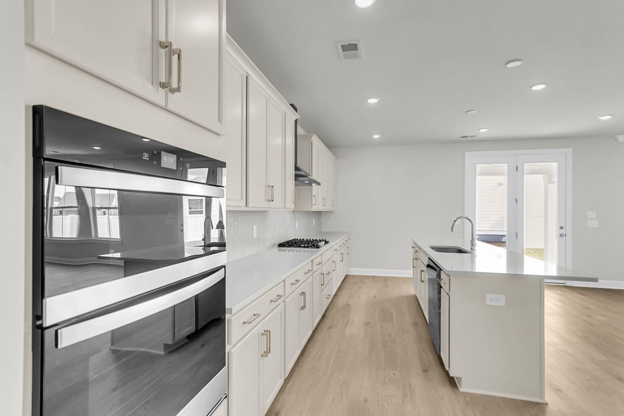 724 Maynard Lane Photo 23