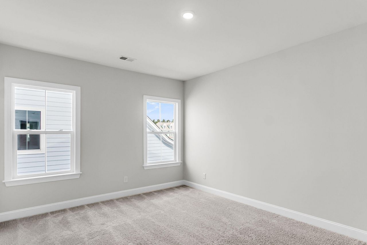 724 Maynard Lane Photo 44