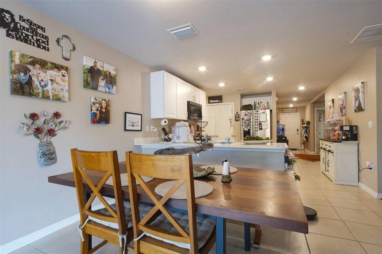 8015 Sandalwood Circle, Labelle, FL 33935 Photo