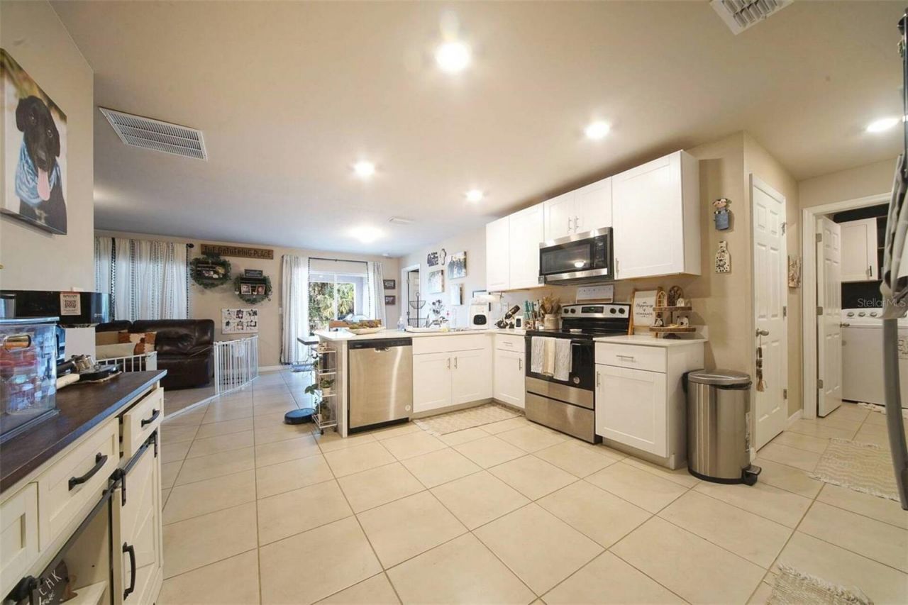 8015 Sandalwood Circle, Labelle, FL 33935 Photo