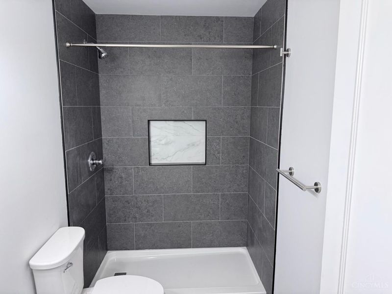 1913 Sterling Avenue, North College Hill, OH 45239 Photo 13