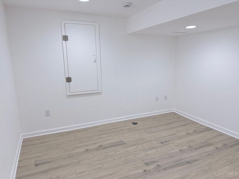 1913 Sterling Avenue, North College Hill, OH 45239 Photo 24