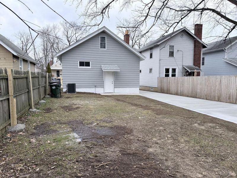 1913 Sterling Avenue, North College Hill, OH 45239 Photo 3