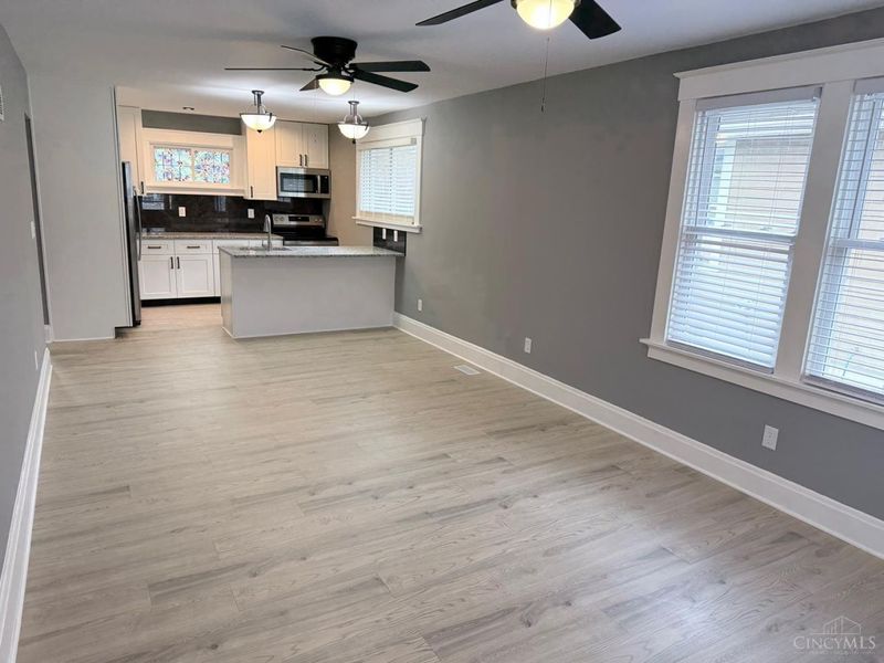 1913 Sterling Avenue, North College Hill, OH 45239 Photo 5