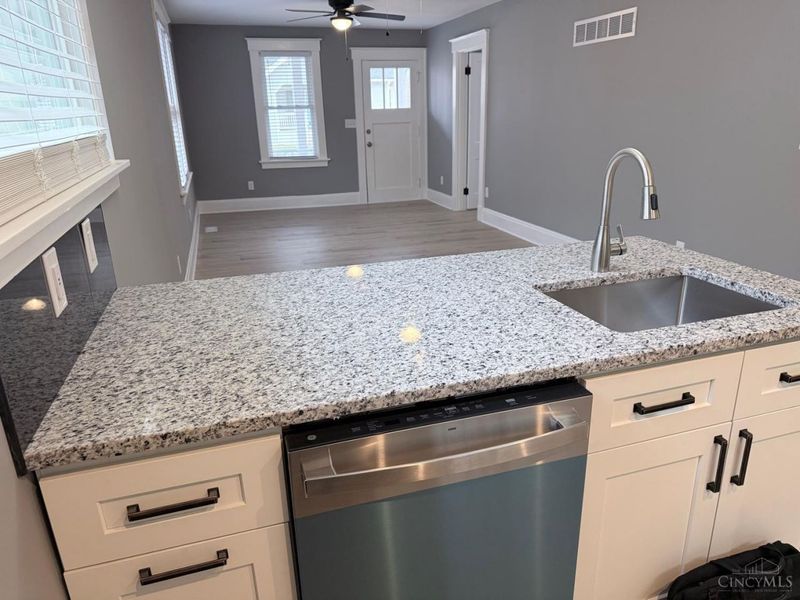 1913 Sterling Avenue, North College Hill, OH 45239 Photo 8