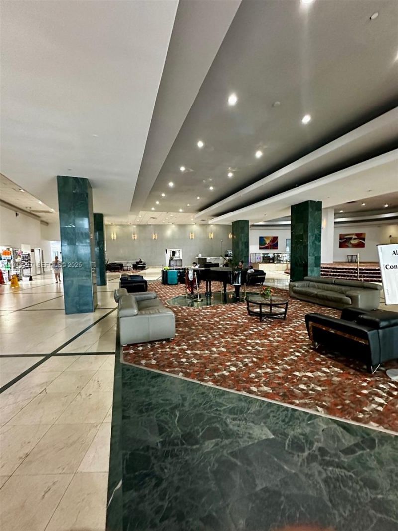 6345 Collins Ave , Unit 435, Miami Beach, FL 33141 Photo