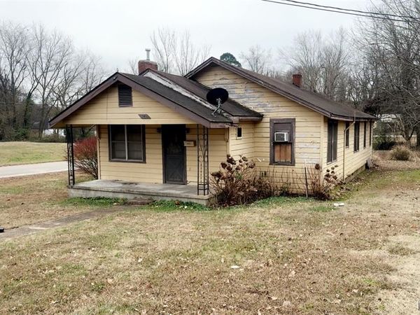 402 W Harper Street, Poplar Bluff, MO 63901