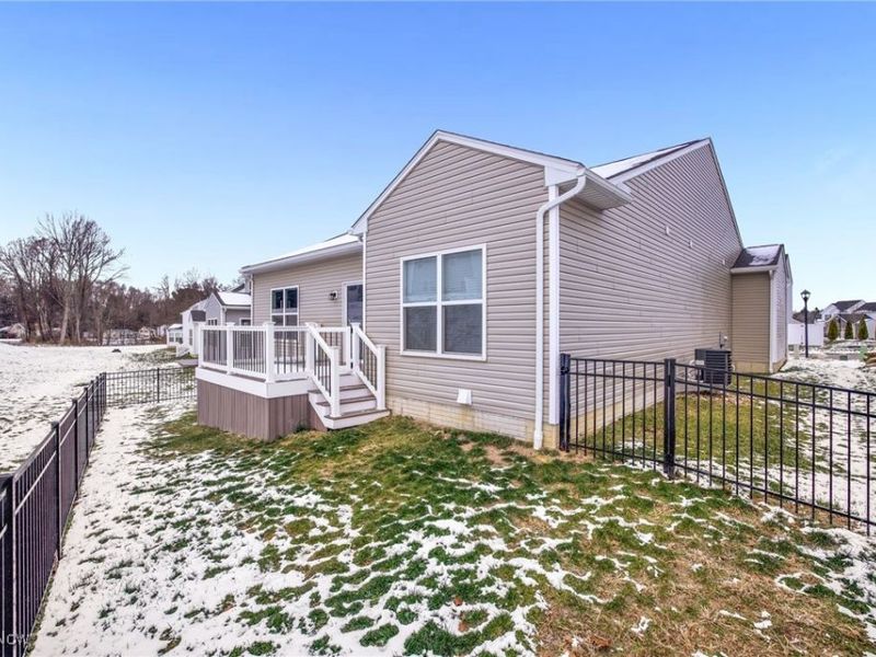 1236 Selena Grove, Uniontown, OH 44685 Photo 26