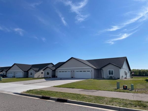 404 11th Street SE, Freeport, MN 56331