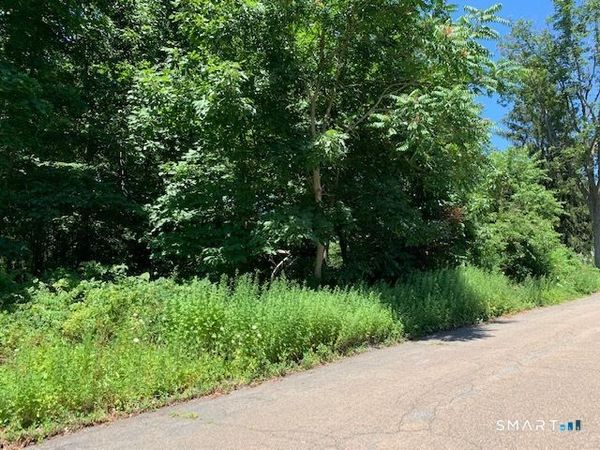 148 Kennedy, Orange, CT 06477