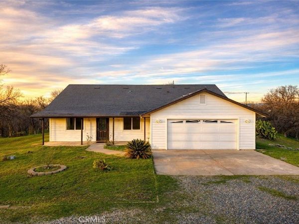17695 Dolores Dr, Cottonwood, CA 96022