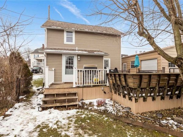 152 N Haft St, Houston, PA 15342