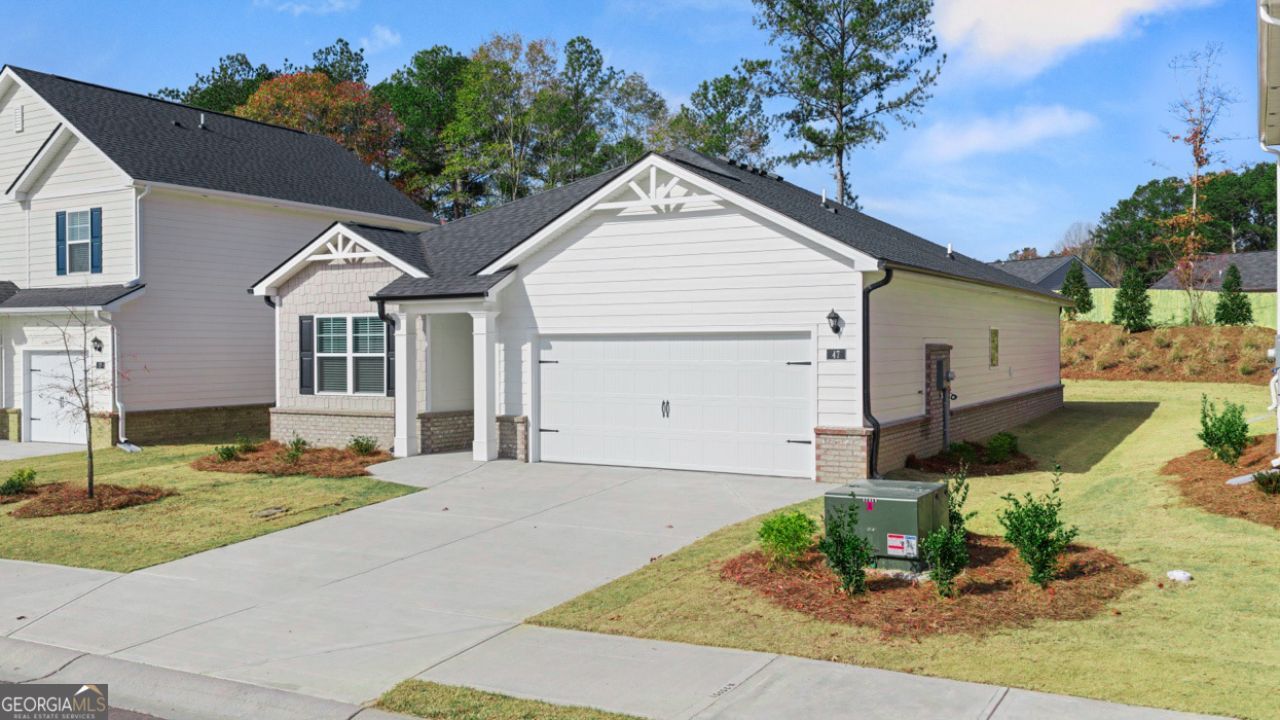 98 Holland Cove, Winder, GA 30680 Main Photo