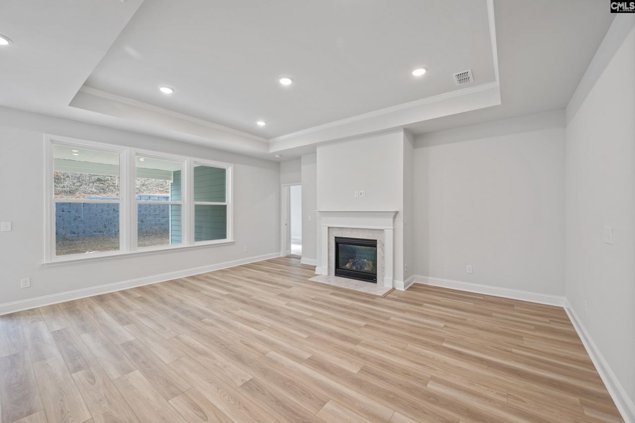 591 Carters Grove Lane Photo 11