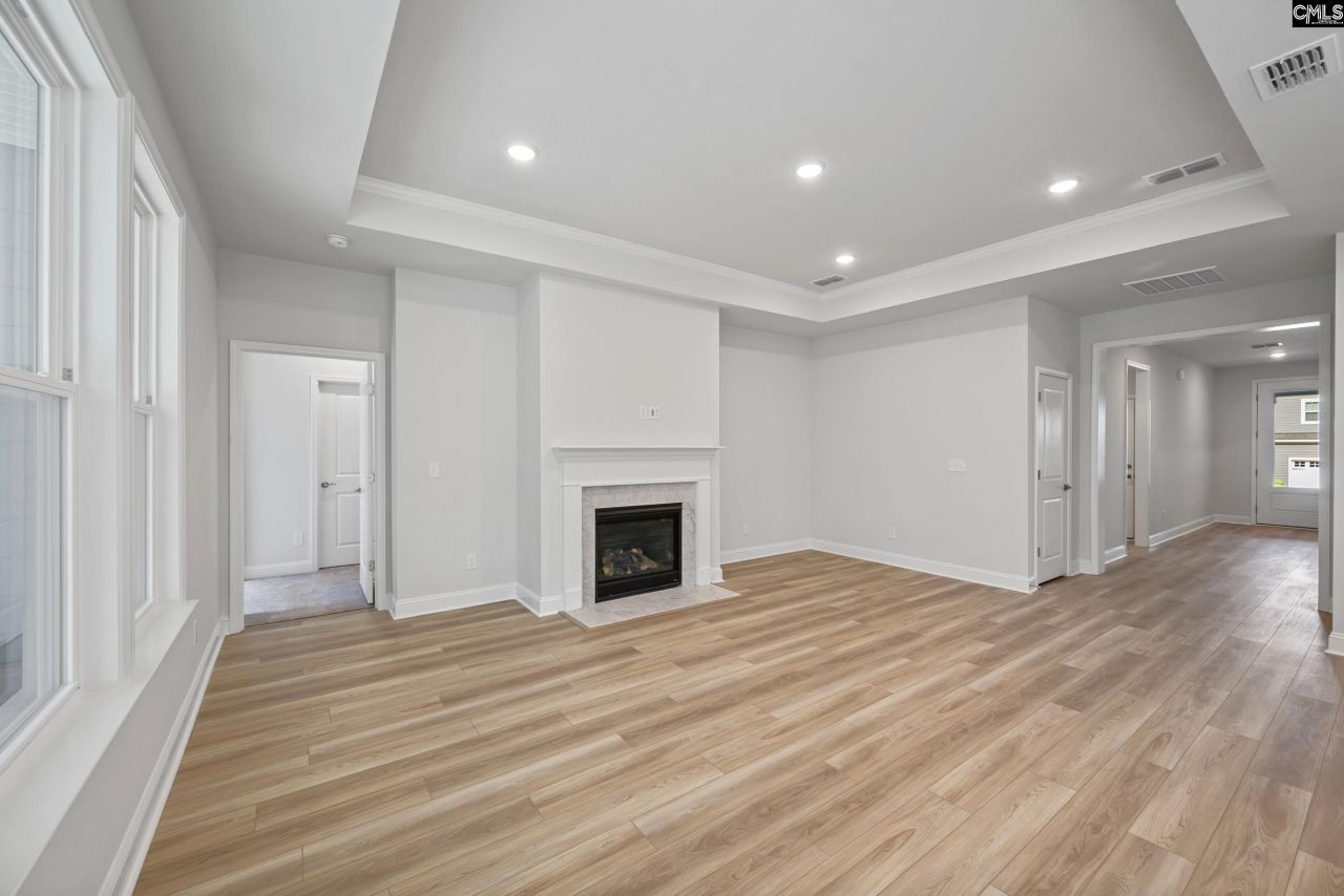 591 Carters Grove Lane Photo 12