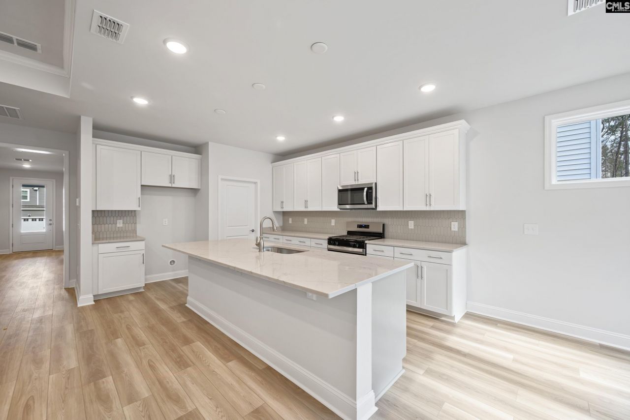 591 Carters Grove Lane Photo 15