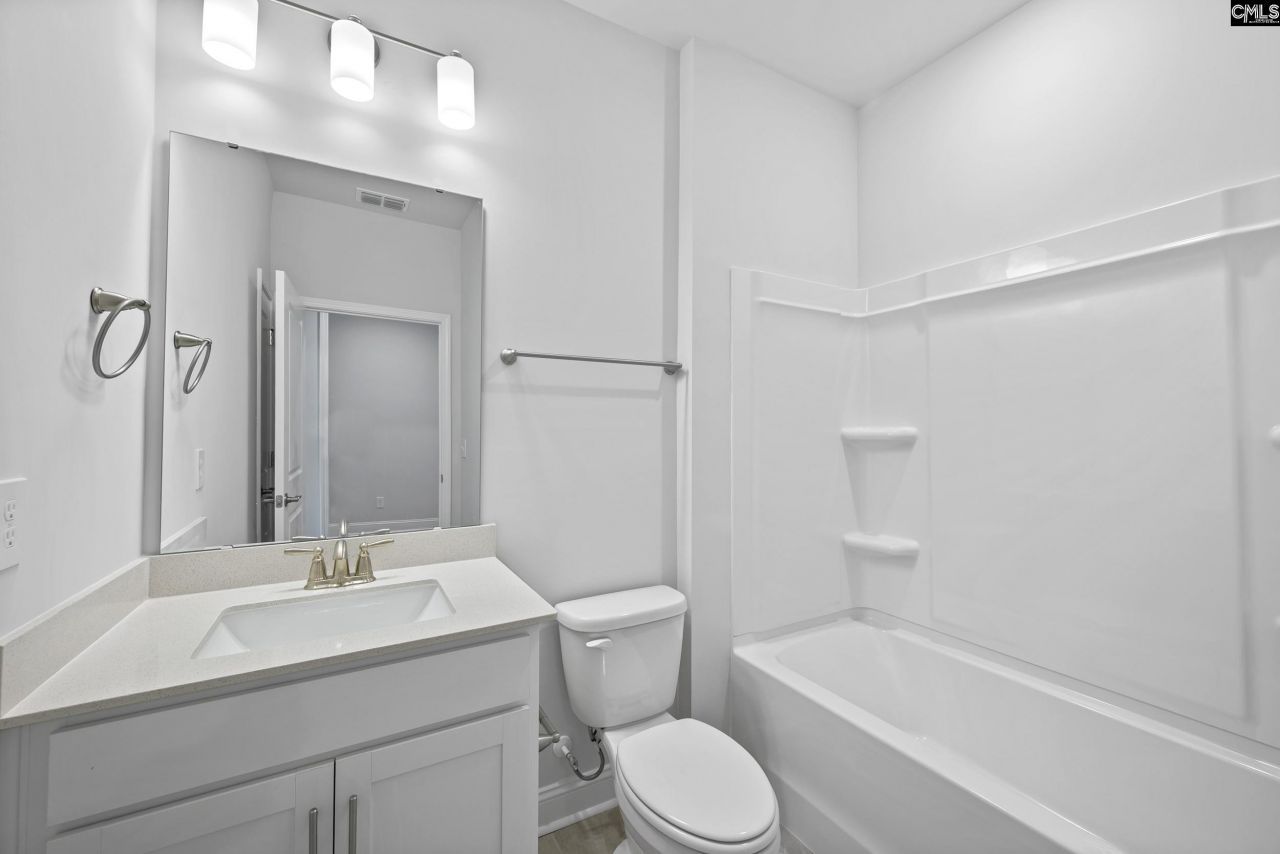 591 Carters Grove Lane Photo 32