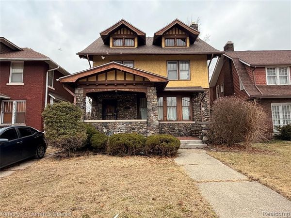 107 McLean Street, Highland Park, MI 48203