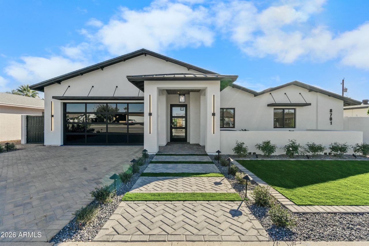 8701 E Vista Drive, Scottsdale, AZ 85250 Main Photo