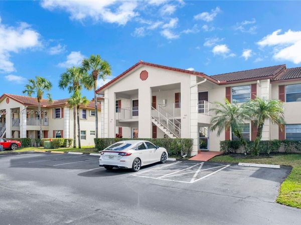 3001 Holiday Springs Blvd, Unit 202, Margate, FL 33063