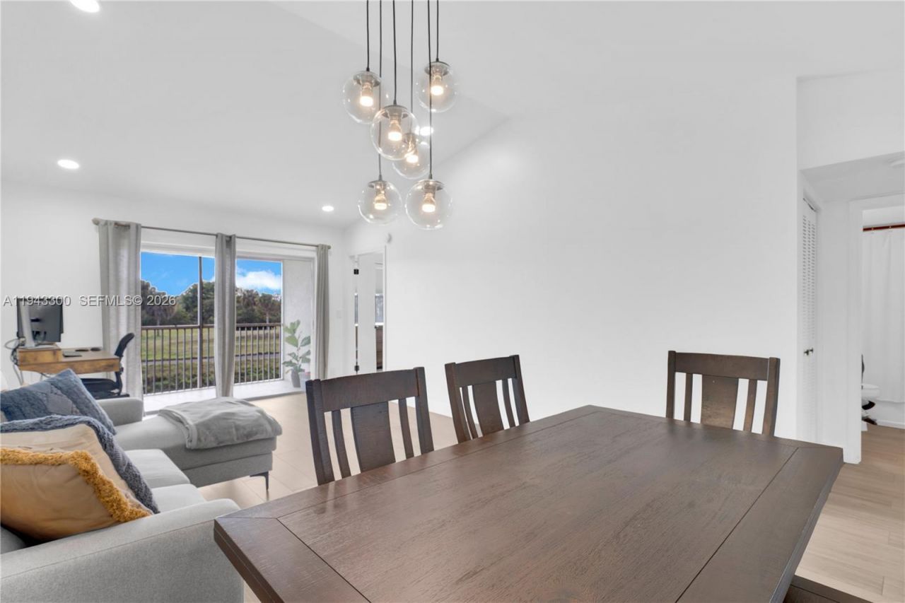 3001 Holiday Springs Blvd, Unit 202, Margate, FL 33063 Photo