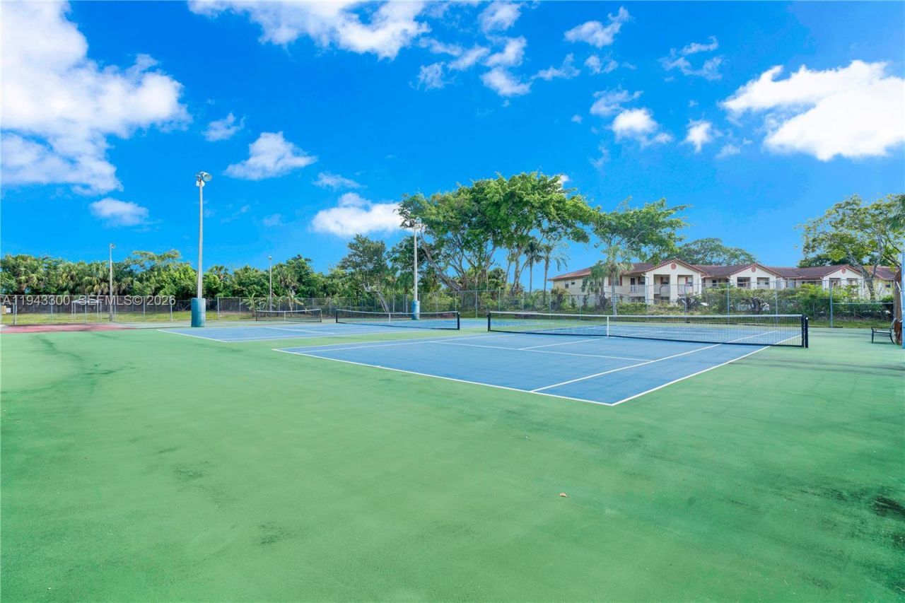 3001 Holiday Springs Blvd, Unit 202, Margate, FL 33063 Photo