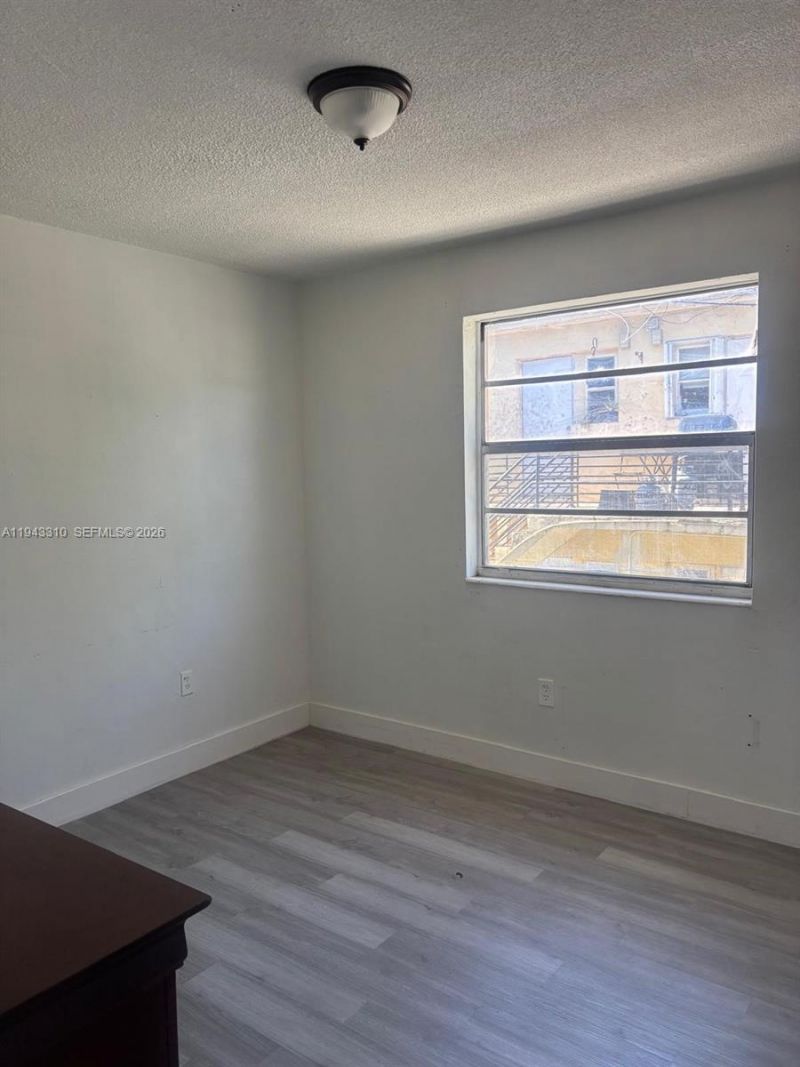 1320 SW 6th St, Unit 4, Miami, FL 33135 Photo