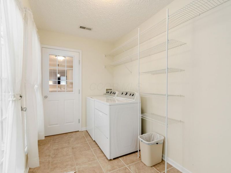 4479 Stranton Park Drive, Grove City, OH 43123 Photo 13