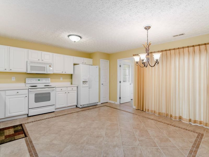 4479 Stranton Park Drive, Grove City, OH 43123 Photo 9