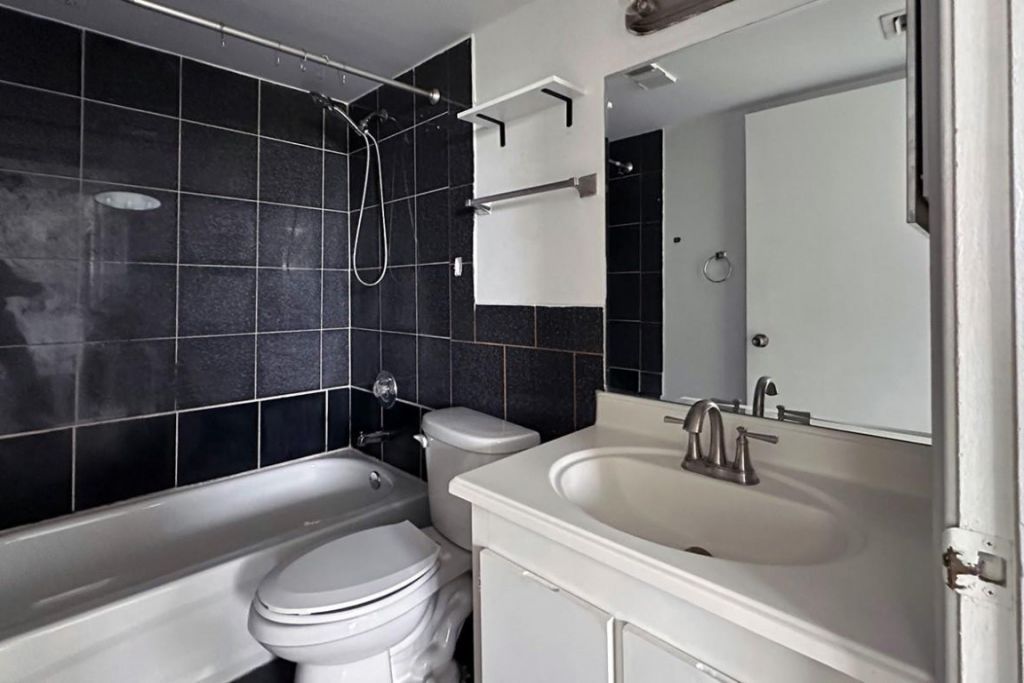 1900 N Congress Ave, Unit 407, West Palm Beach, FL 33401 Photo