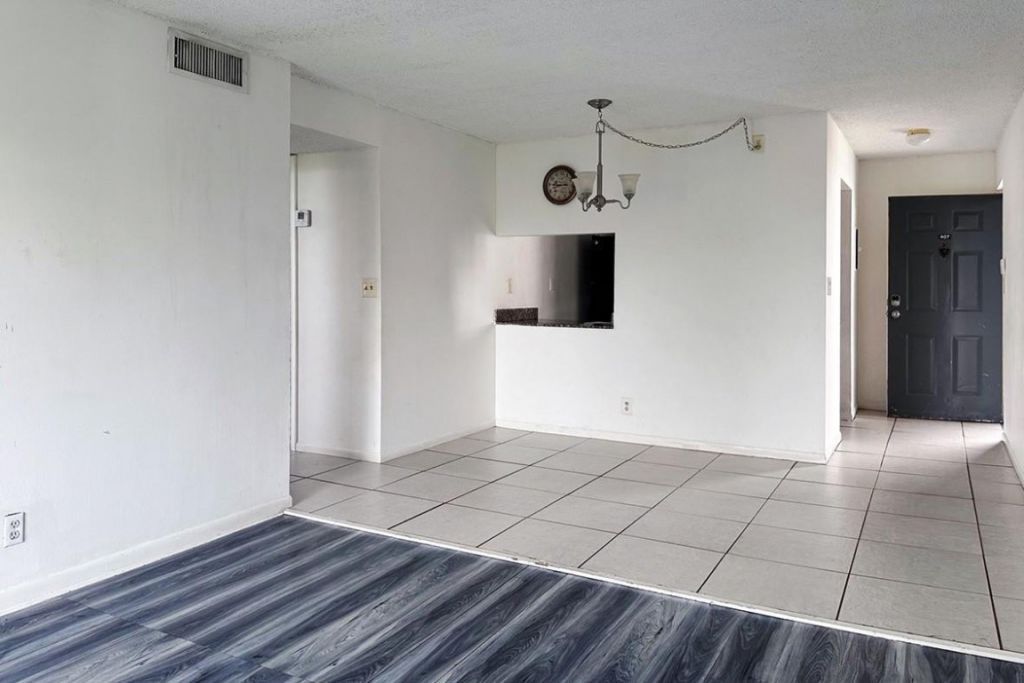1900 N Congress Ave, Unit 407, West Palm Beach, FL 33401 Photo