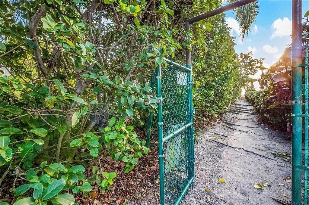 744 Jungle Queen Way, Longboat Key, FL 34228 Photo