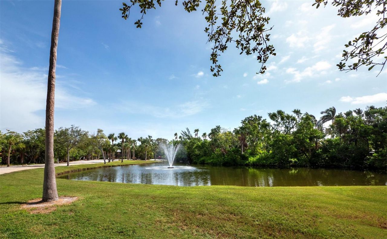 744 Jungle Queen Way, Longboat Key, FL 34228 Photo