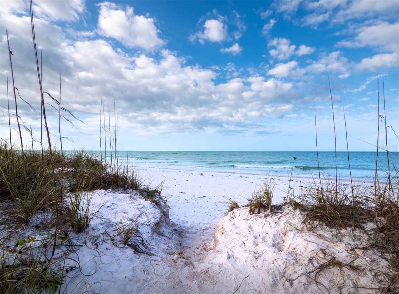 744 Jungle Queen Way, Longboat Key, FL 34228 Photo