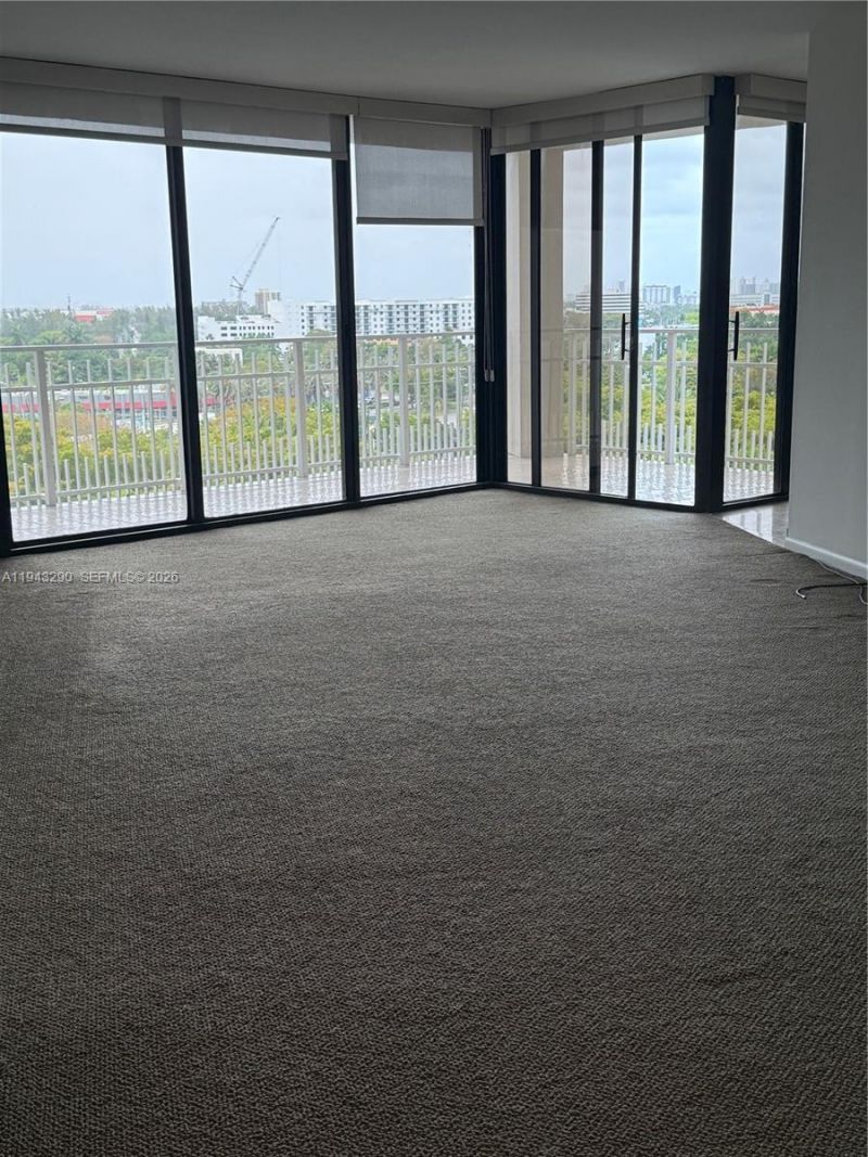 2000 Towerside Ter, Unit 1005, Miami, FL 33138 Photo