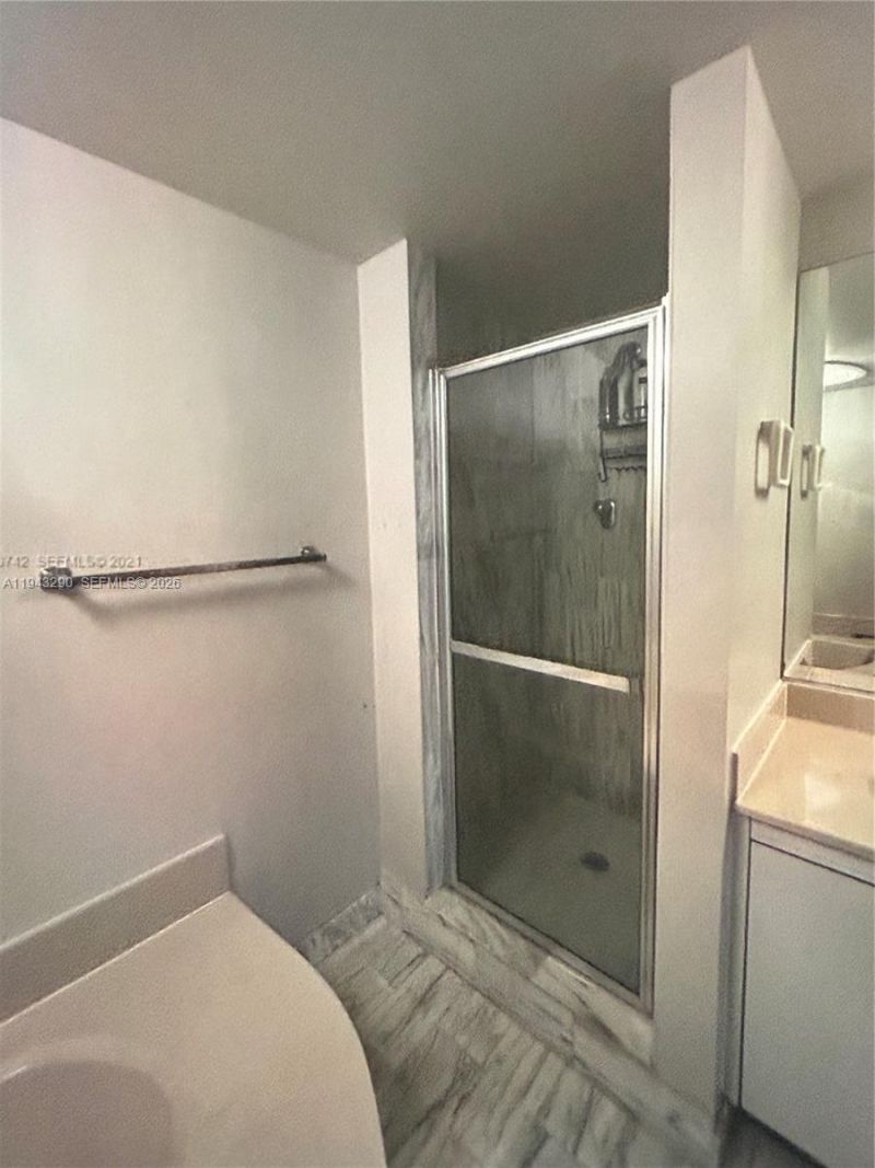 2000 Towerside Ter, Unit 1005, Miami, FL 33138 Photo