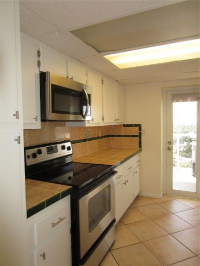 2701 N Ocean Boulevard, Unit 12E, Fort Lauderdale, FL 33308 Photo