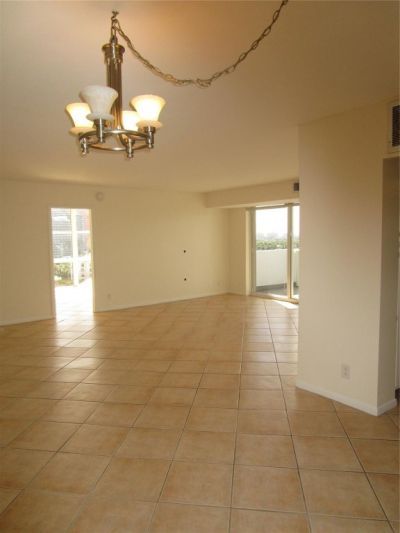 2701 N Ocean Boulevard, Unit 12E, Fort Lauderdale, FL 33308 Photo