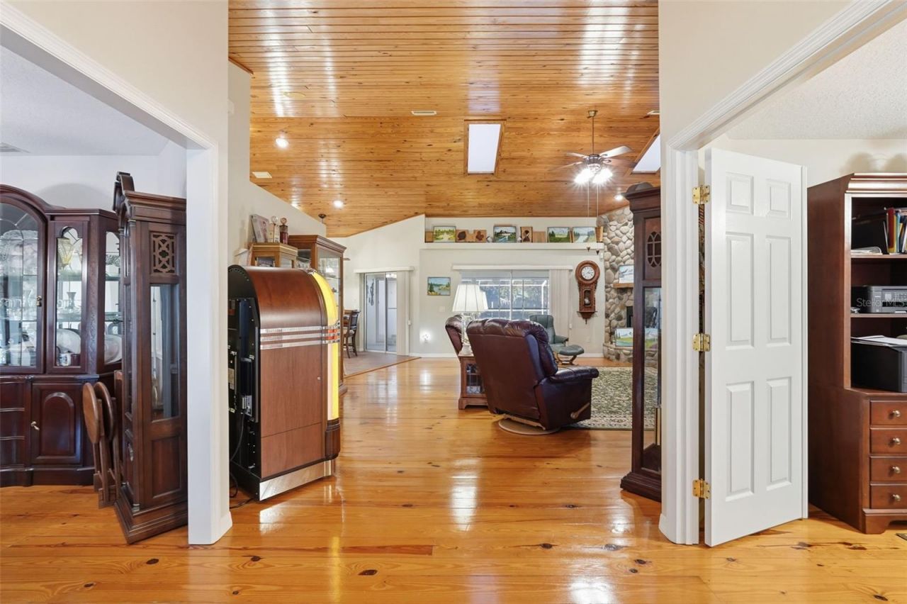 340 N Hedrick Avenue, Lecanto, FL 34461 Photo