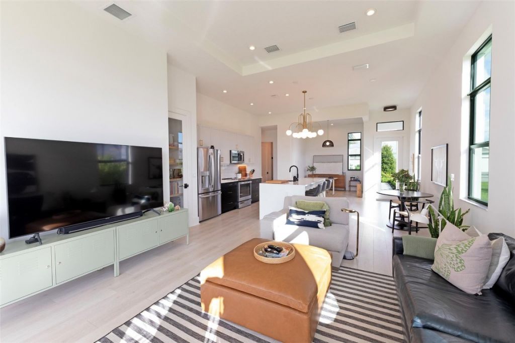 9012 SW Vetta Way, Port Saint Lucie, FL 34987 Photo