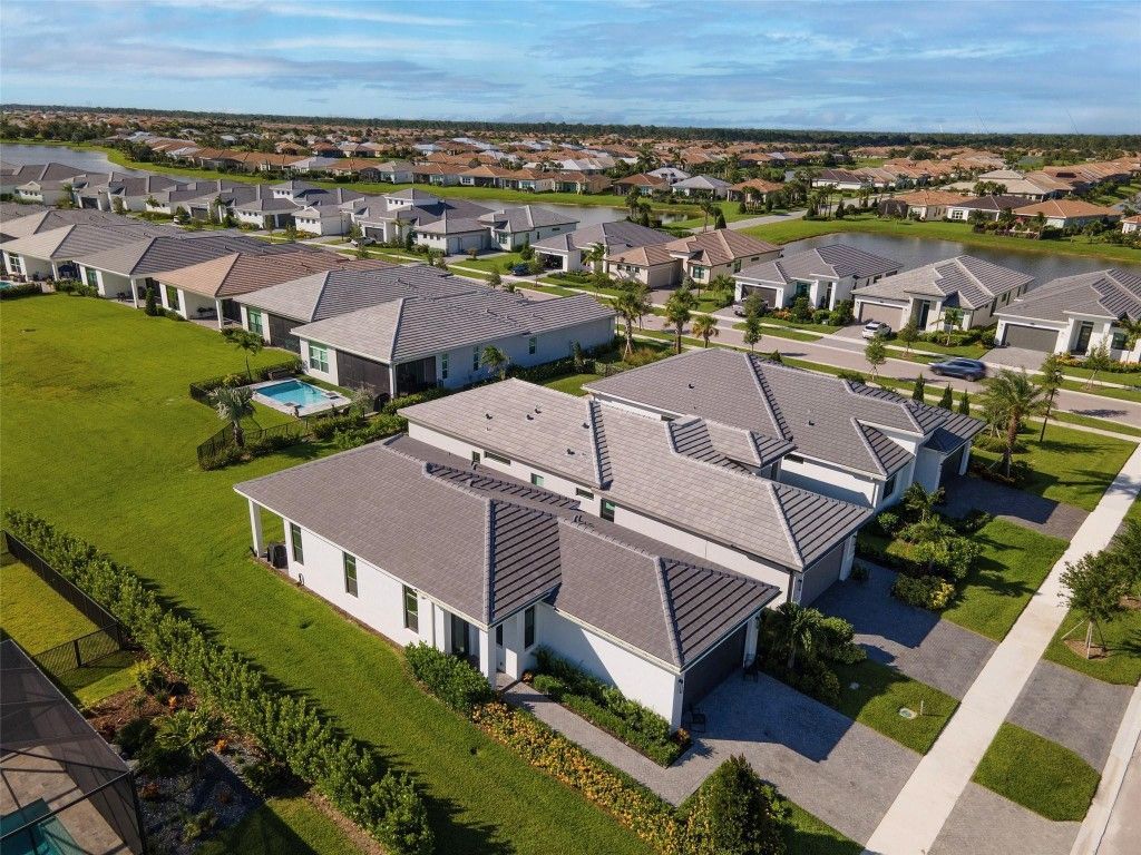 9012 SW Vetta Way, Port Saint Lucie, FL 34987 Photo