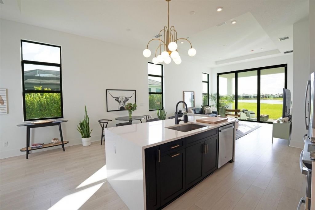 9012 SW Vetta Way, Port Saint Lucie, FL 34987 Photo