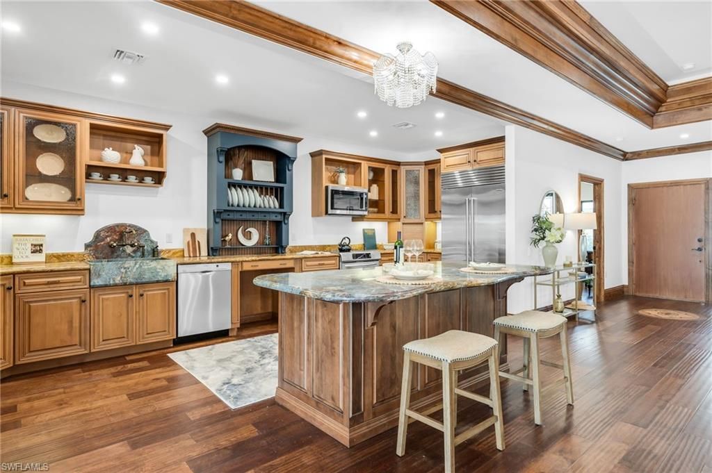 700 Arbor Lake Dr, Unit 7-101, Naples, FL 34110 Photo