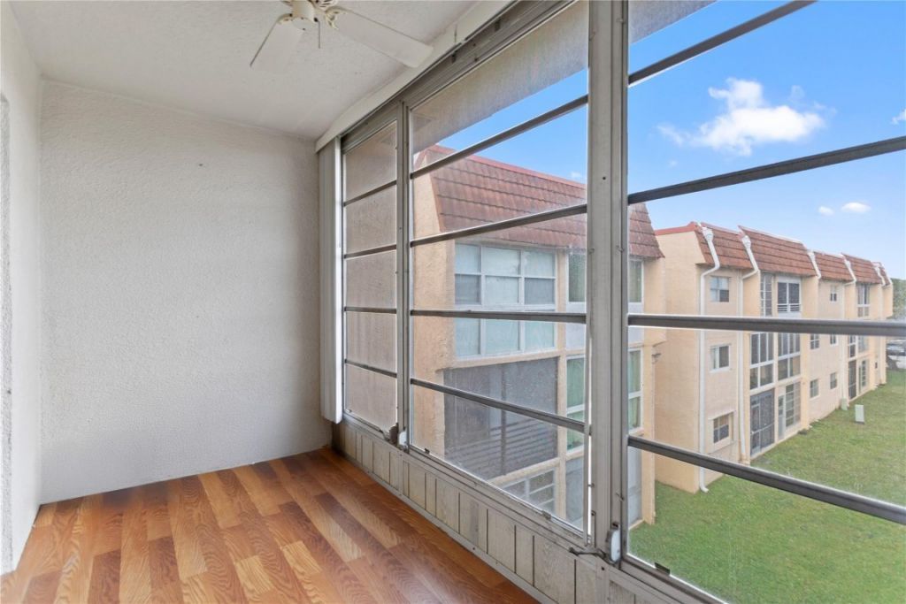 2720 N Pine Island Road, Unit 307, Sunrise, FL 33322 Photo