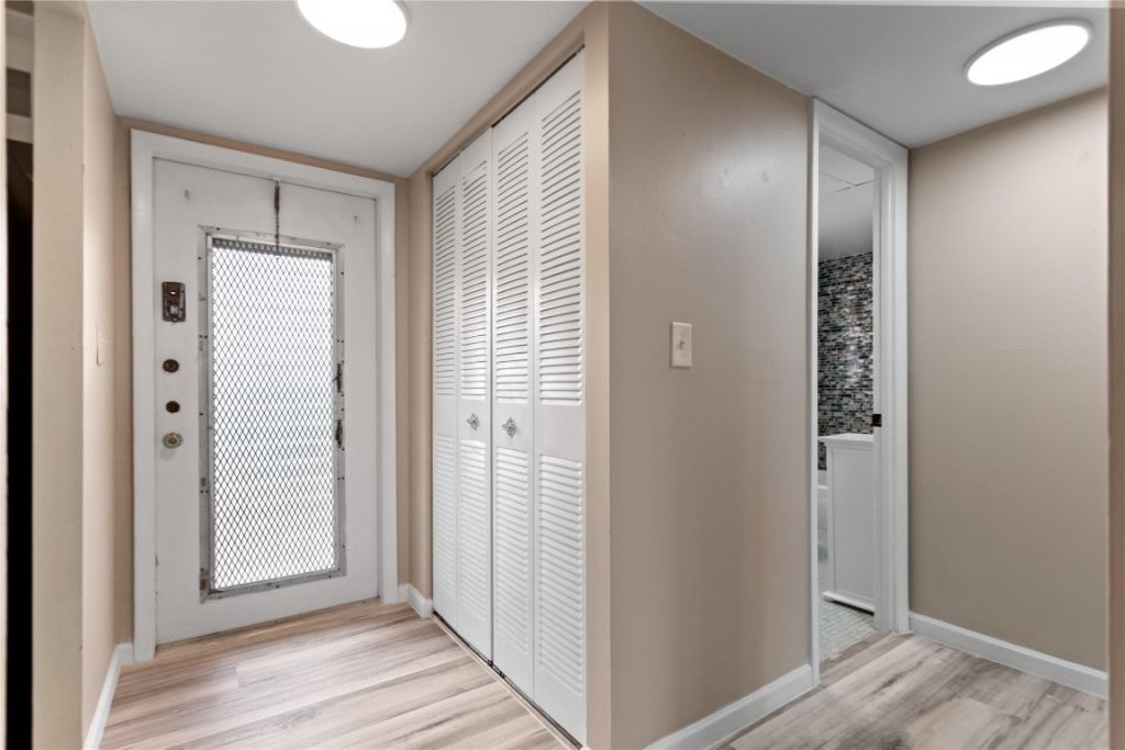 2720 N Pine Island Road, Unit 307, Sunrise, FL 33322 Photo