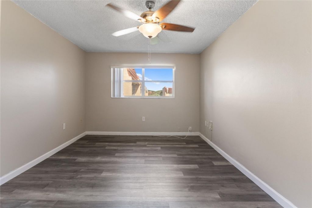 2720 N Pine Island Road, Unit 307, Sunrise, FL 33322 Photo