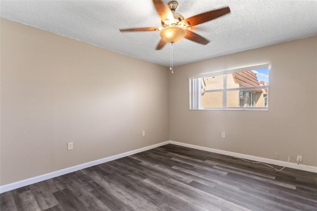 2720 N Pine Island Road, Unit 307, Sunrise, FL 33322 Photo