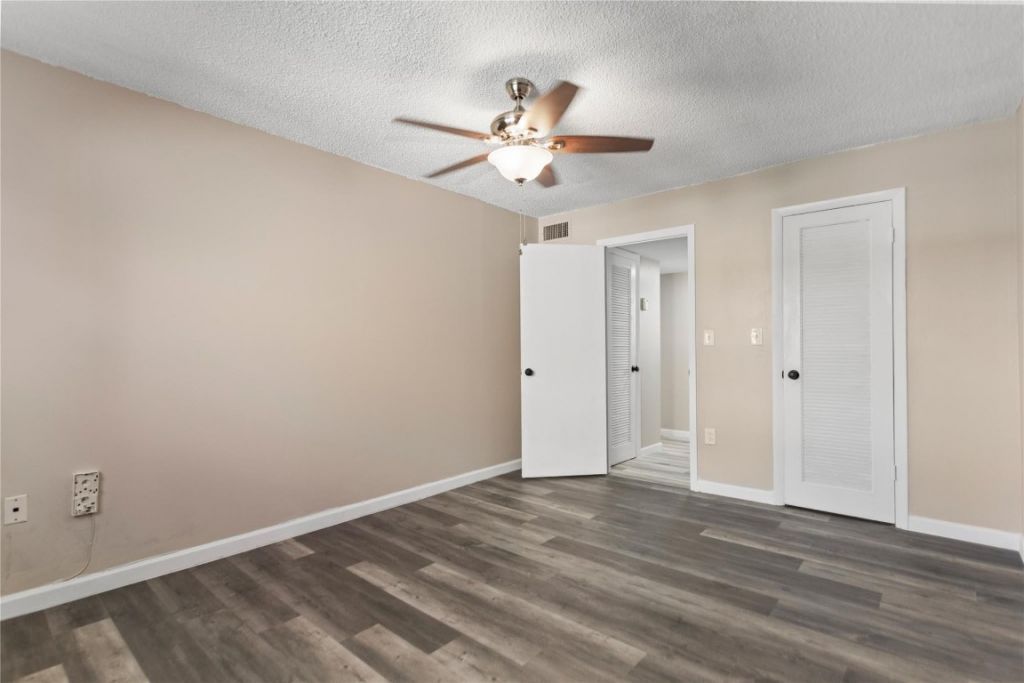 2720 N Pine Island Road, Unit 307, Sunrise, FL 33322 Photo
