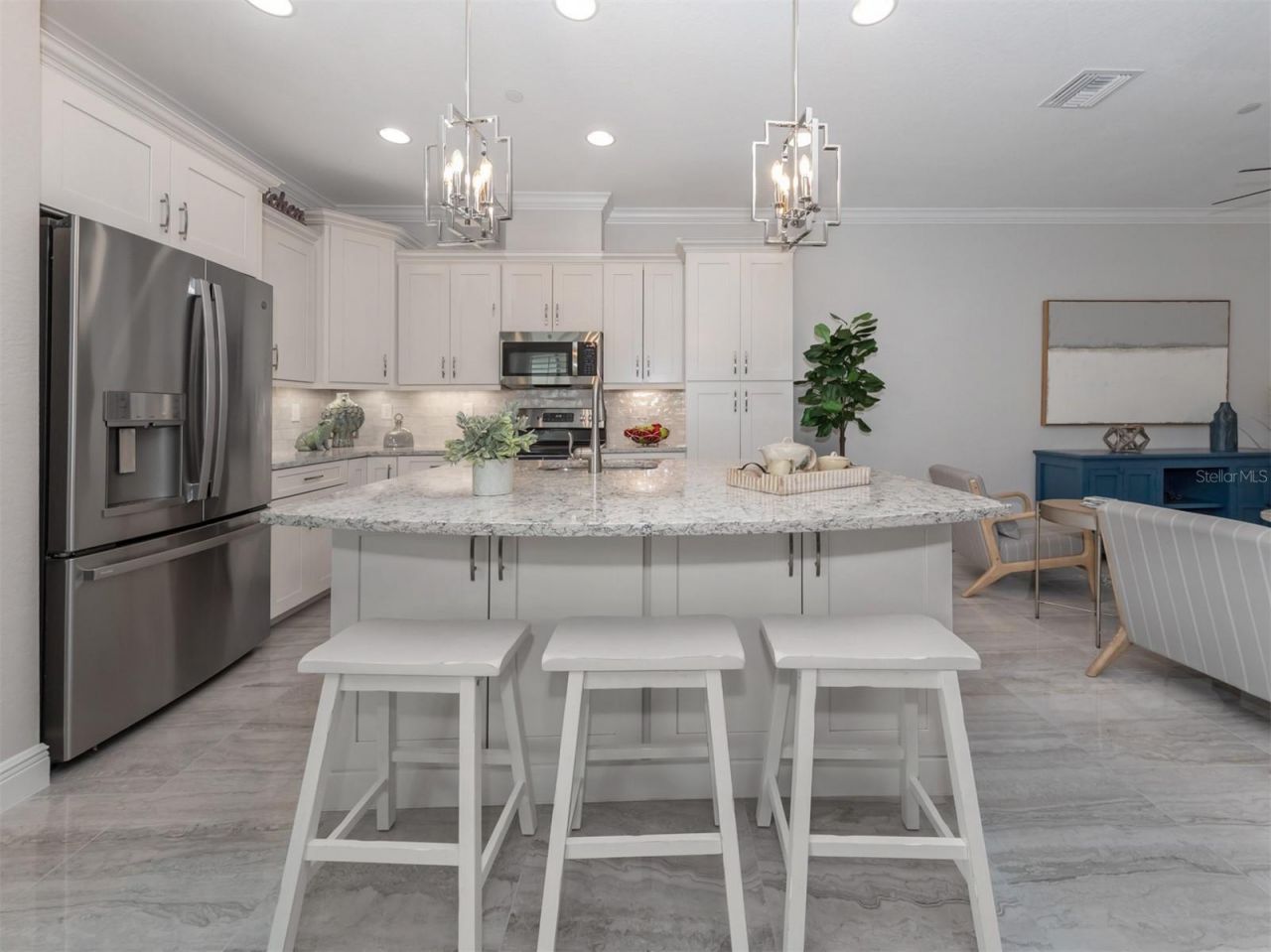 906 E Venice Avenue, Venice, FL 34285 Photo