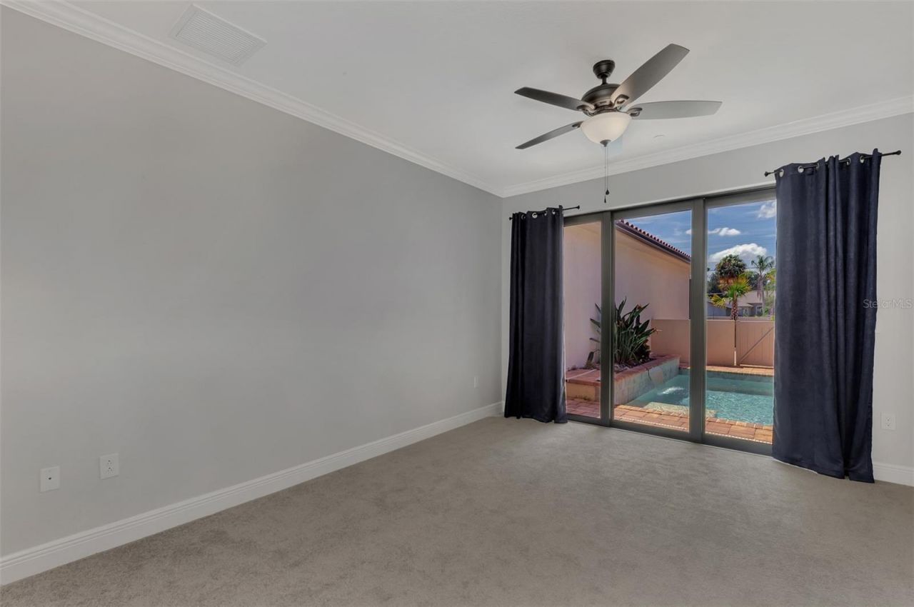 906 E Venice Avenue, Venice, FL 34285 Photo